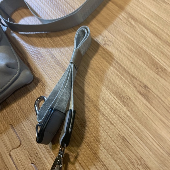 Anthropologie Art of Happiness Crossbody Bag - Picture 4 of 8